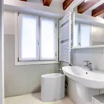 Pergola - Beautiful And Cozy Space On The Water Wenecja